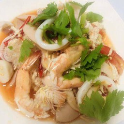 ยำวุ้นเส้นรวมมิตร