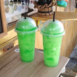 น้ำเขียวโซดาปั่น