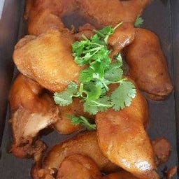 ไก่ตุ๋นพะโล้