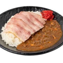 ข้าวแกงกะหรี่เบคอนรมควัน