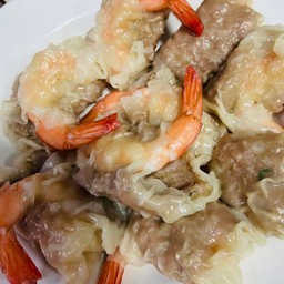 เกี๊ยวกุ้งหมูคำโตๆ