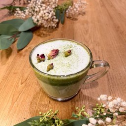 Hot matcha Rose