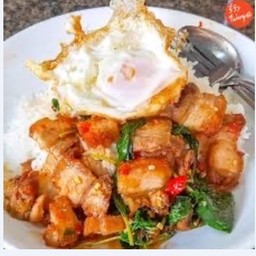 กระเพาในซอยเล็กเล็ก