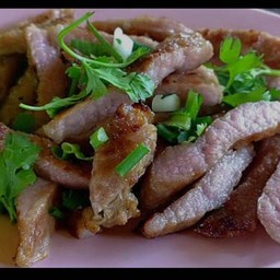 นมหมูย่าง