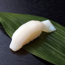 ซูชิปลาหมึกอิคะ 
