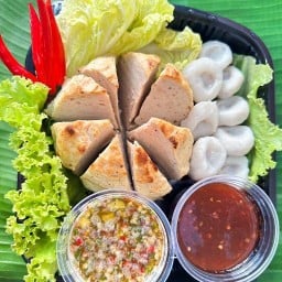 ร้านอิสราลูกชิ้นบิ๊กบอล ลูกชิ้นทำเอง วัดเขาทำเทียม