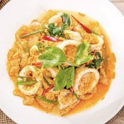 หมึกผัดผงกะหรี่