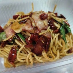 สปาเก็ตตี้ พริกแห้ง แบคอน