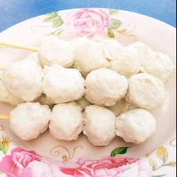 ลูกชิ้นเอ็นหมูจัมโบ้