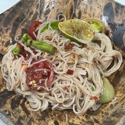 ตำขนมจีน