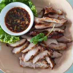 คอหมูย่าง