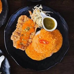 ข้าว ไข่ข้นมันกุ้ง ไก่กรอบ