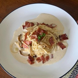 สปาเก็ตตี้คาโบนาร่าเบคอน