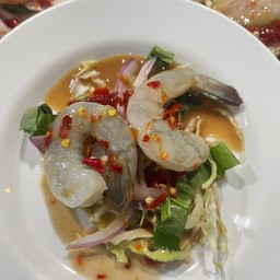 ยำกุ้งสด