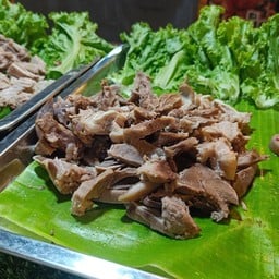 ลิ้นหมูลวกจิ้ม