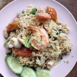 ฃ้าวผัดรวมมิตร