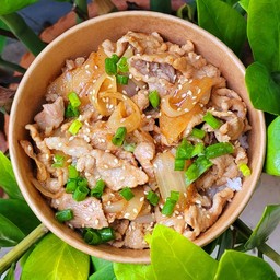 ข้าวหน้าหมูเทอริยากิ