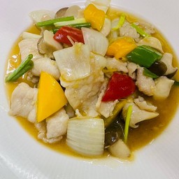 หมูผัดน้ำมันหอยฮ่องกง
