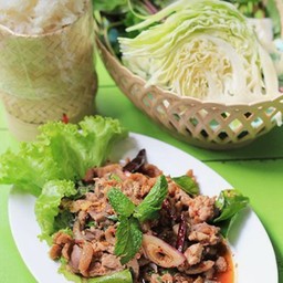 น้ำตกหมู