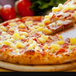 พิซซ่ากล้วยทอด คลองถมบ้านต๊ำ