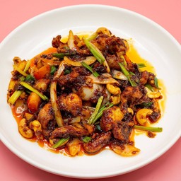 ไก่ผัดเม็ดมะม่วง