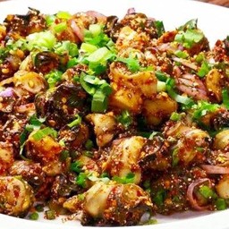 ลาบหอยโข่ง