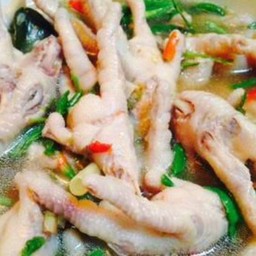 ต้มซุปเปอร์ตีนไก่