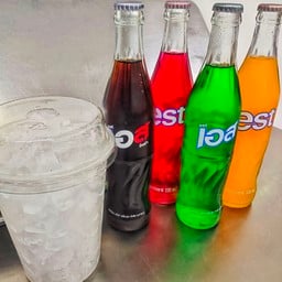 น้ำอัดลมเอส