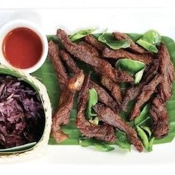 เนื้อแดดเดียวทอดกรอบ