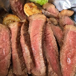 เนื้อน้ำมันหอย  เป็นกับข้าว