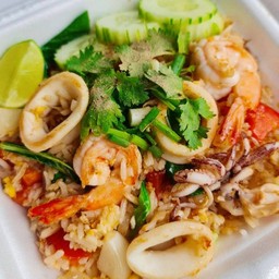 ข้าวผัดทะเล