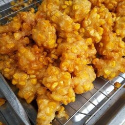 ข้าวโพดทอด เจ