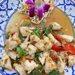 เนื้อปูผัดกะเพรา