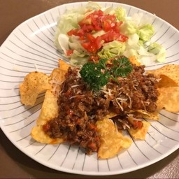 นาโซ่ซอสเนื้อ