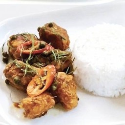 ข้าวคั่วกลิ้งปลากะพงทะเล