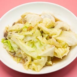 กะหล่ำปลีผัดน้ำปลา
