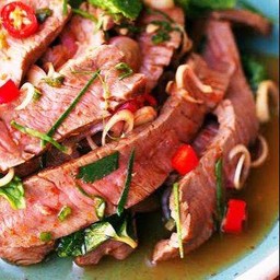 พล่าเนื้อ