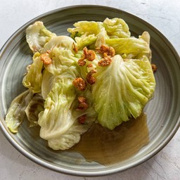 กะหล่ำปลีผัดน้ำปลา