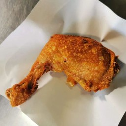 ไก่ทอดโกศล (มีเฉพาะส่วนน่องติดสะโพก)