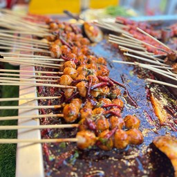 ลูกชิ้นเอ็นเนื้อย่าง