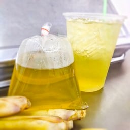 น้ำตะไคร้ (ต้มเอง หวานน้อย)