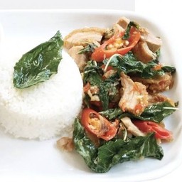 ข้าวกะเพราหมูกรอบ
