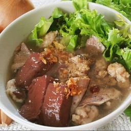 [อร่อยซ่ากับโค้ก] ต้มเลือดหมูผักกาดหอม +  โค้ก ไม่มีน้ำตาล (กระป๋อง)