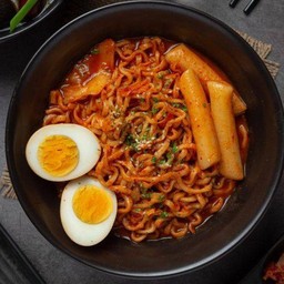 Jakiya자기야ชากียาร้านอาหารเกาหลี(KoreanFood) ลำปาง