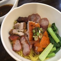 บะหมี่เฉโป
