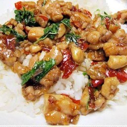 ข้าวกระเพาไก่