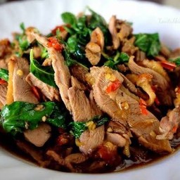 ข้าวกระเพราเป็ดย่าง