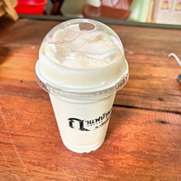 มะพร้าวนมสดปั่น