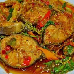 ผัดเผ็ดปลาช่อน (เป็นกับข้าว)