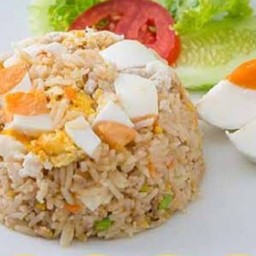 ข้าวผัดไข่เค็ม